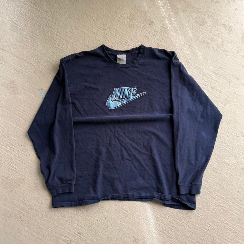 Vintage Nike Navy Men's XL Y2K Logo Swoosh Long Sleeve Tee Sports